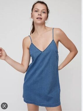 Aritzia Wilfred Free Vivienne Mini Denim Jean Slip Dress Cami Blue SZ Large